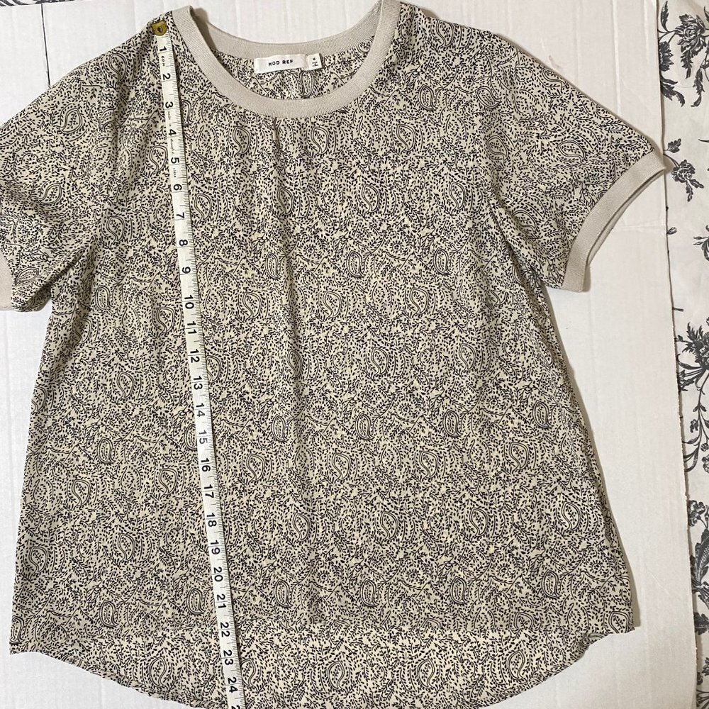 Mod Ref Paisley Printed Top Size Medium - Picture 7 of 9